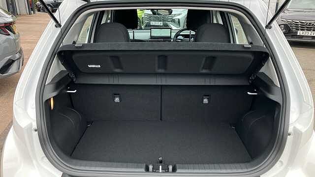 Hyundai INSTER 85kW 01 49kWh 5dr Auto Electric Hatchback