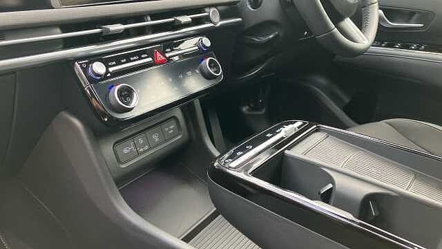 Hyundai TUCSON 1.6T 239 Hybrid Black Line 5dr Auto Hybrid Estate