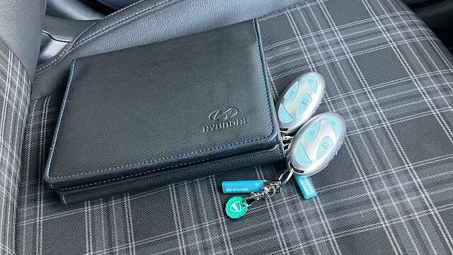 Hyundai IONIQ 6 239kW First Edition 77kWh 4dr AWD Auto Electric Saloon Gold
