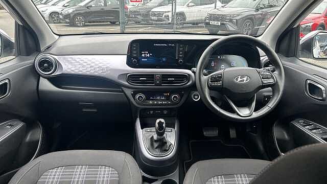 Hyundai i10 1.2 [79] Premium 5dr Auto [Nav] Petrol Hatchback