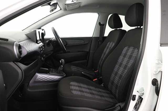 Hyundai i10 1.0 MPi Premium 5dr Auto Hatchback