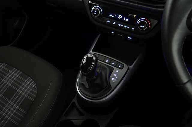 Hyundai i10 1.0 MPi Premium 5dr Auto Hatchback