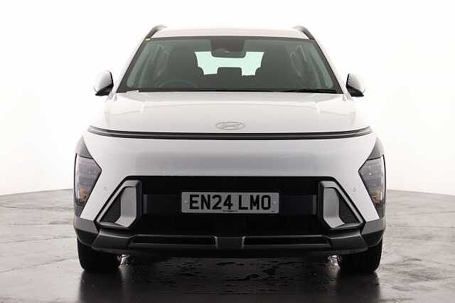 Hyundai KONA 1.6 GDi Hybrid Advance 5dr DCT Hatchback White