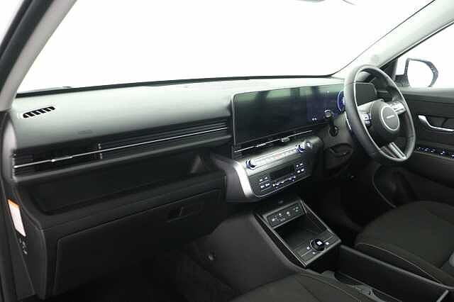 Hyundai KONA 1.6 GDi Hybrid Advance 5dr DCT Hatchback White