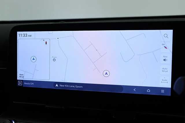 Hyundai KONA 1.6 GDi Hybrid Advance 5dr DCT Hatchback White