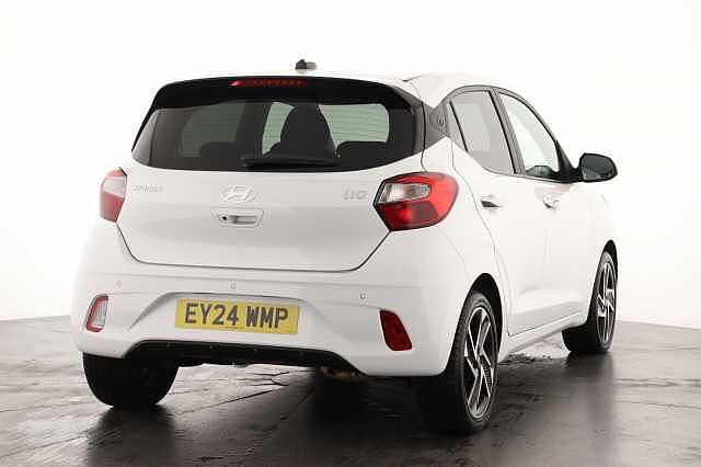 Hyundai i10 1.0 MPi Premium 5dr Auto Hatchback