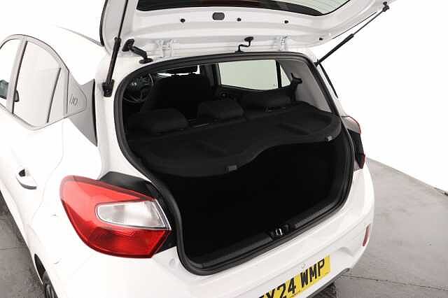 Hyundai i10 1.0 MPi Premium 5dr Auto Hatchback