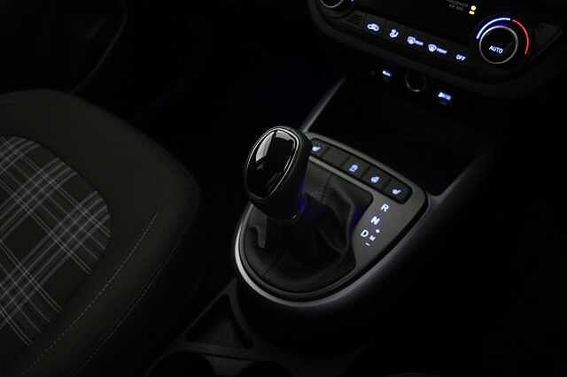 Hyundai i10 1.0 MPi Premium 5dr Auto Hatchback