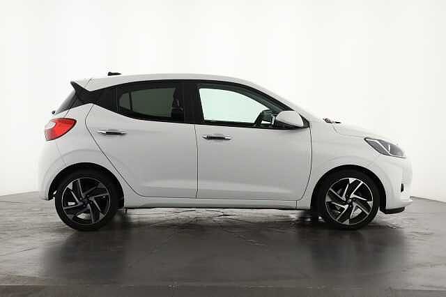 Hyundai i10 1.0 MPi Premium 5dr Auto Hatchback