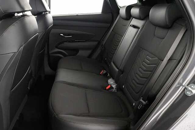Hyundai TUCSON 1.6T Hybrid Premium 5dr Auto Estate Grey