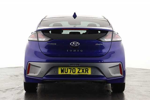 Hyundai IONIQ 1.6 GDi Plug-in Hybrid Premium SE 5dr DCT Blue