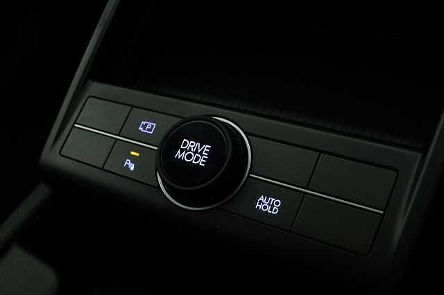 Hyundai KONA 160kW Advance 65kWh 5dr Auto Silver