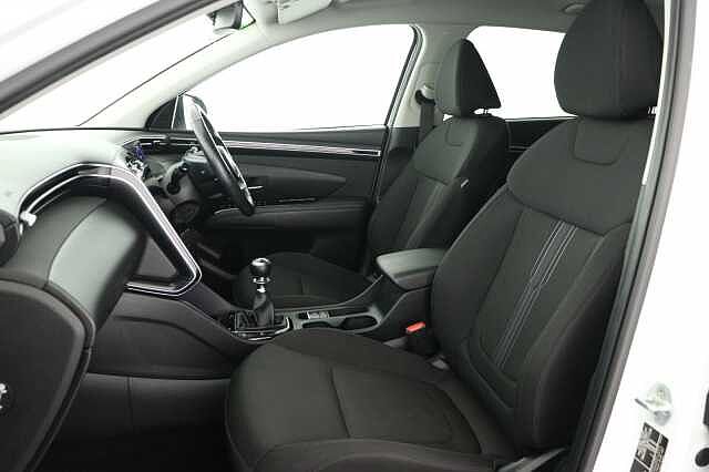 Hyundai TUCSON 1.6 TGDi Premium 5dr 2WD White