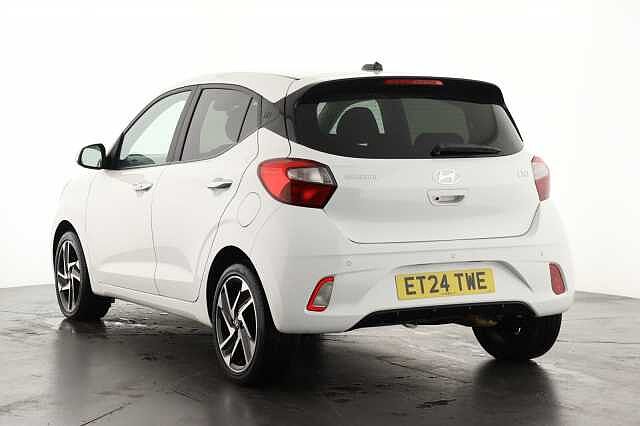 Hyundai I10 1.0 [63] Premium 5dr Auto [Nav] White