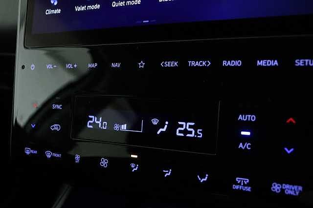 Hyundai TUCSON 1.6 TGDi Hybrid 230 Premium 5dr 2WD Auto Pearl - Serenity white