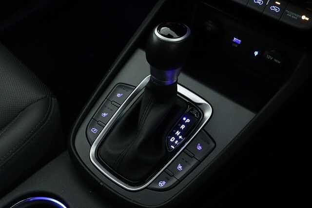 Hyundai KONA 1.6 GDi Hybrid Ultimate 5dr DCT Black