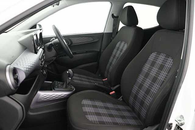 Hyundai I10 1.2 [79] Premium 5dr Auto [Nav] White