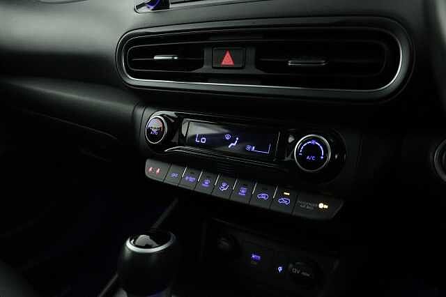 Hyundai KONA 1.6 GDi Hybrid Ultimate 5dr DCT GREY