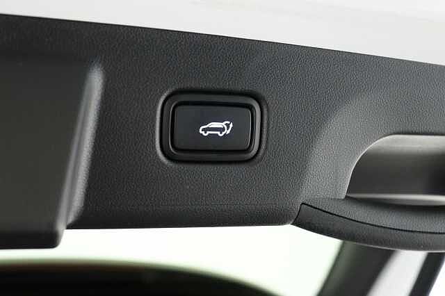 Hyundai TUCSON 1.6 TGDi Hybrid 230 Ultimate 5dr 2WD Auto White