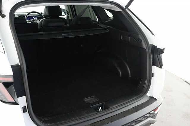 Hyundai TUCSON 1.6 TGDi 48V MHD Ultimate 5dr 2WD DCT White