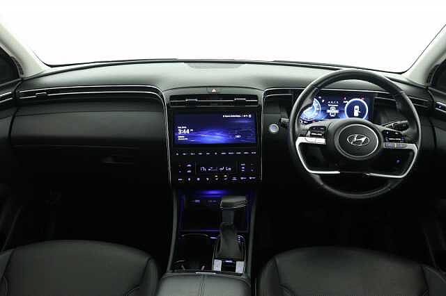 Hyundai TUCSON 1.6 TGDi 48V MHD Ultimate 5dr 2WD DCT White
