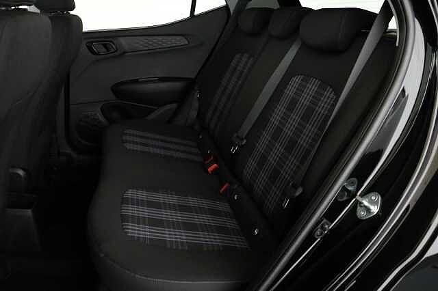 Hyundai i10 1.0 [63] Premium 5dr Auto [Nav]