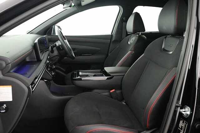Hyundai TUCSON 1.6T Plug-in Hybrid N Line 5dr 4WD Auto Black