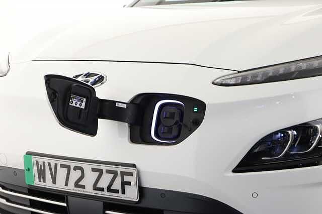 Hyundai KONA 150kW Premium 64kWh 5dr Auto White