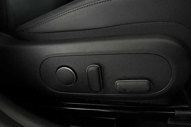 Hyundai KONA 1.6 Hybrid 129 Ultimate 5dr DCT Black