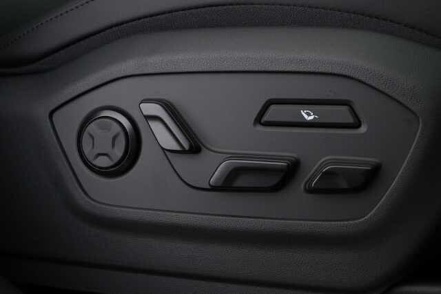 Hyundai SANTA FE 1.6 TGDi Plug-in Hybrid Calligraphy 5dr 4WD Auto