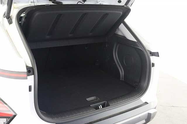 Hyundai KONA 1.6 GDi Hybrid Ultimate 5dr DCT White