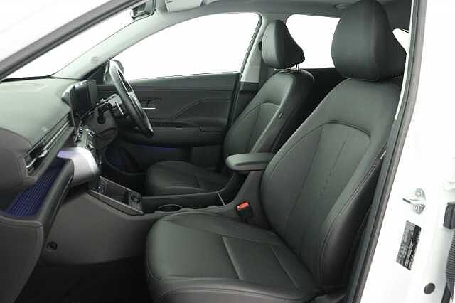 Hyundai KONA 1.6 GDi Hybrid Ultimate 5dr DCT White