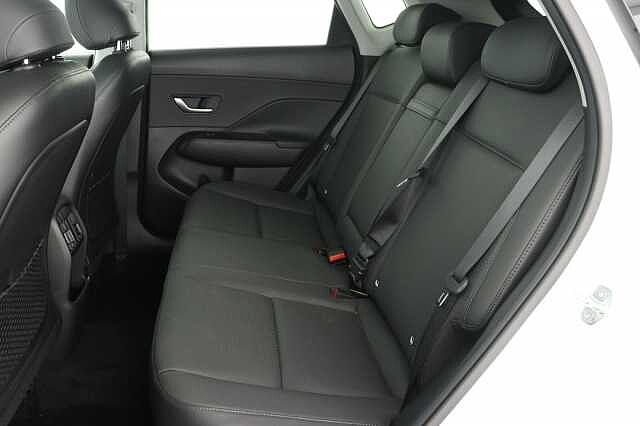 Hyundai KONA 1.6 GDi Hybrid Ultimate 5dr DCT White