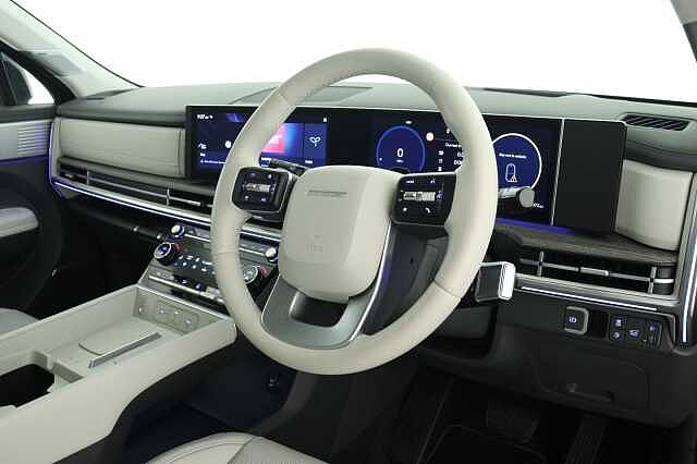 Hyundai SANTA FE 1.6 TGDi Plug-in Hybrid Ultimate 5dr 4WD Auto Black