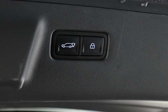 Hyundai SANTA FE 1.6 TGDi Plug-in Hybrid Ultimate 5dr 4WD Auto Black