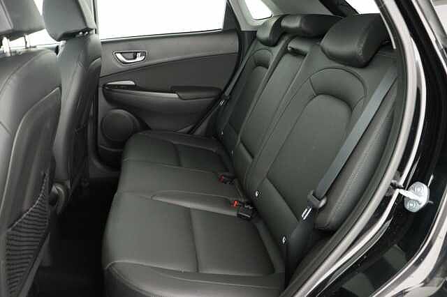 Hyundai KONA 1.6 GDi Hybrid Ultimate 5dr DCT Black