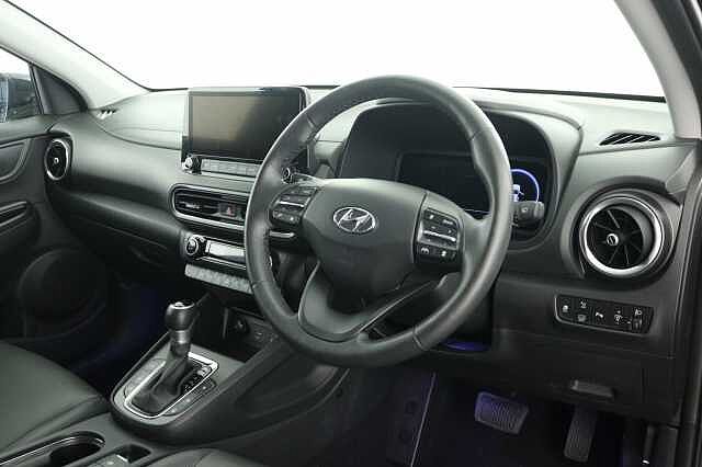 Hyundai KONA 1.6 GDi Hybrid Ultimate 5dr DCT Black