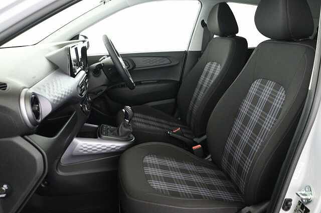 Hyundai i10 1.2 [79] Premium 5dr Auto [Nav]