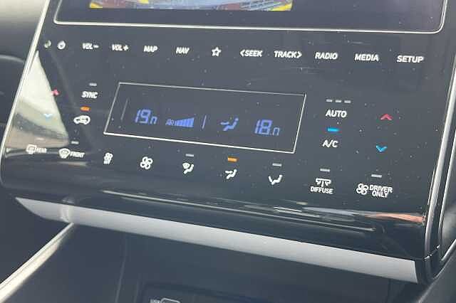Hyundai TUCSON 1.6 T-GDi Hybrid 230ps Premium 5dr 2WD Auto