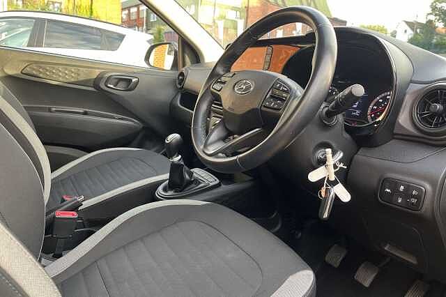 Hyundai i10 1.0 MPi SE Connect 5dr
