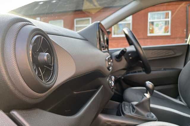 Hyundai i10 1.0 MPi SE Connect 5dr