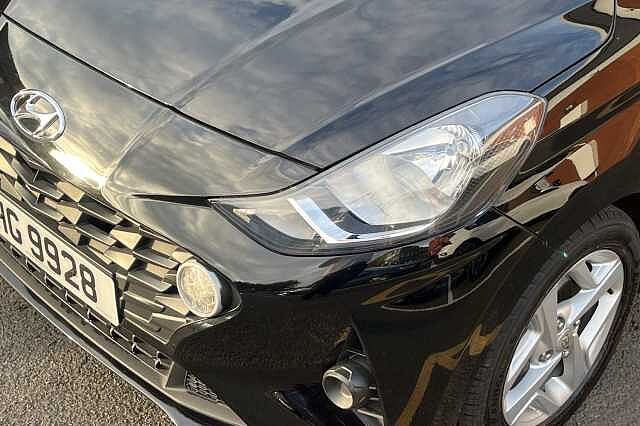 Hyundai i10 1.0 MPi SE Connect 5dr