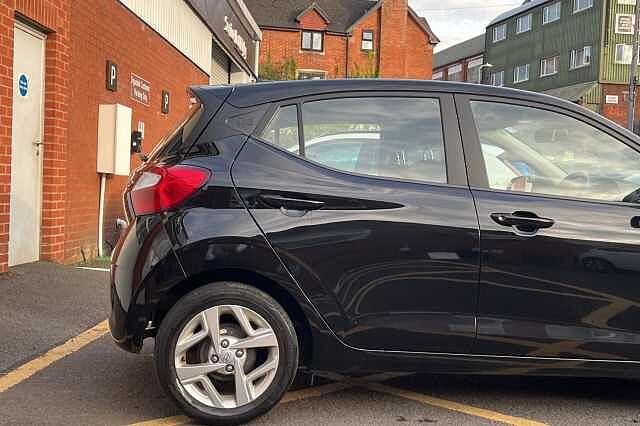 Hyundai i10 1.0 MPi SE Connect 5dr