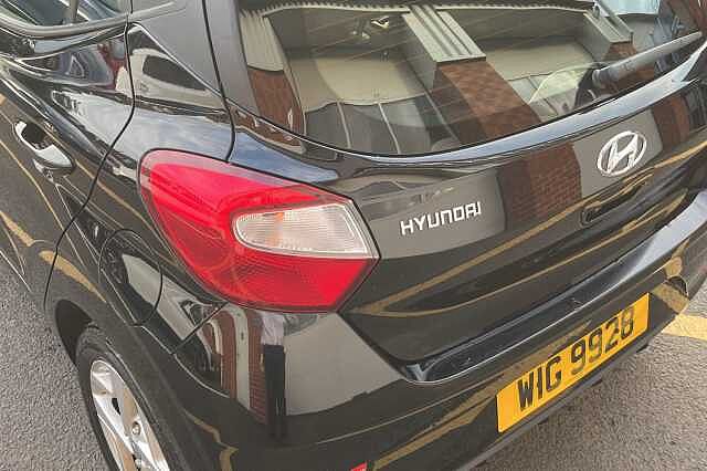 Hyundai i10 1.0 MPi SE Connect 5dr