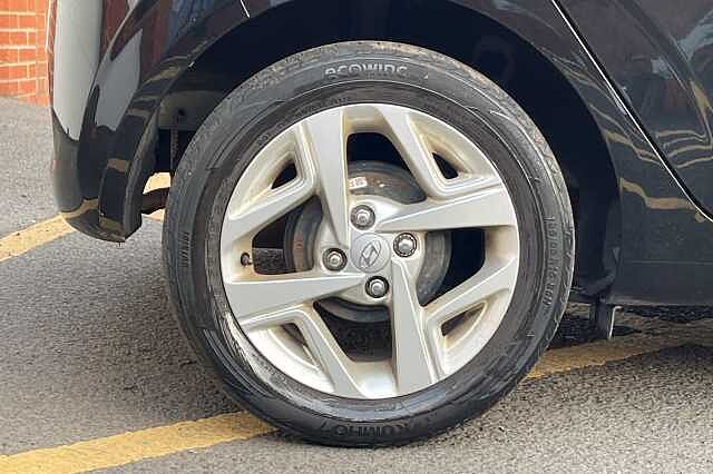 Hyundai i10 1.0 MPi SE Connect 5dr