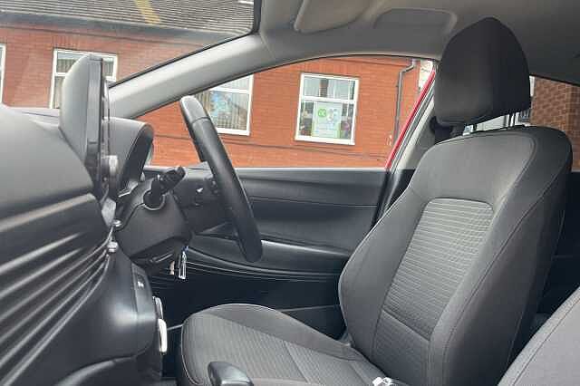 Hyundai I20 1.0 T- GDi 48Volt MHEV SE Connect 5dr DCT Red