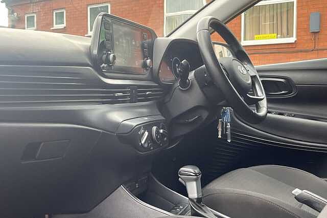 Hyundai I20 1.0 T- GDi 48Volt MHEV SE Connect 5dr DCT Red