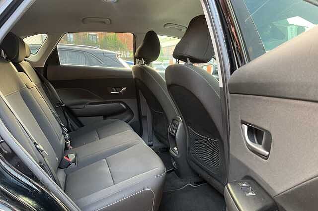 Hyundai KONA Advance 65kWh 5dr Auto Black