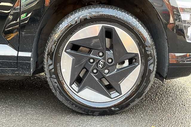 Hyundai KONA Advance 65kWh 5dr Auto Black