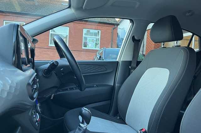 Hyundai I10 1.0 MPi Premium 5dr Brown